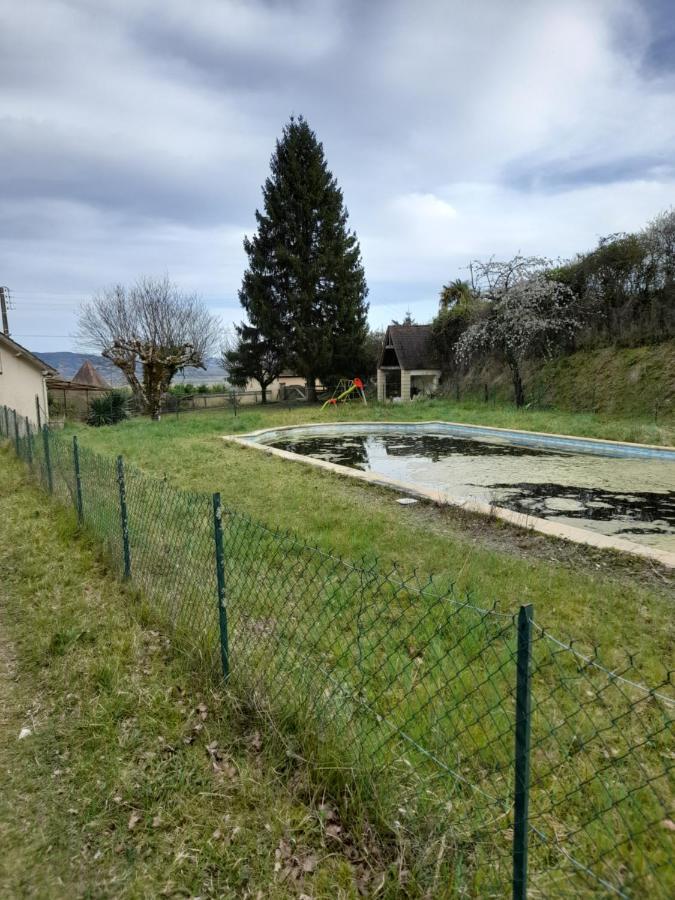 Maison Dans Ecrin De Verdure En Perigord Noir Saint-Cyprien  Exterior photo